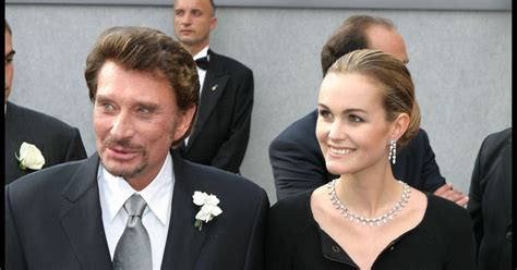 année de mariage johnny et laeticia|Laeticia Hallyday. Couple à trois, mariage, écart dâge。